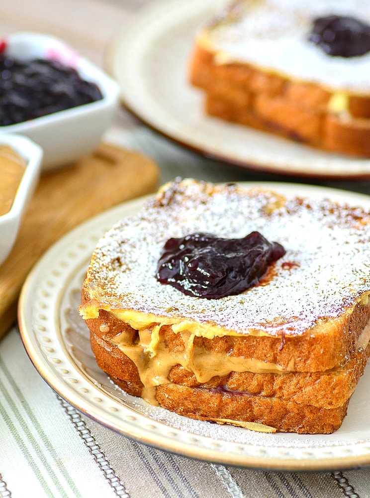 Fried Peanut Butter and Jelly Sandwhich, a new twist on this favorite classic (psst, try syrup on it like french toast!)