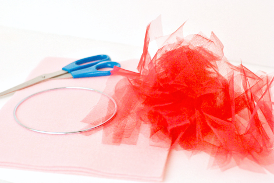 Mini Tulle Wreath Valentines Day Craft DIY for Loved Ones Gifts this season!