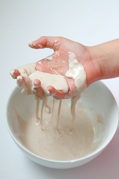 DIY Kitchen Quicksand Kids activity, easy household ingredients