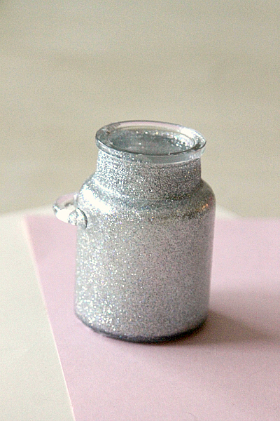DIY Sparkly Jar with Modge Podge, 2 step process