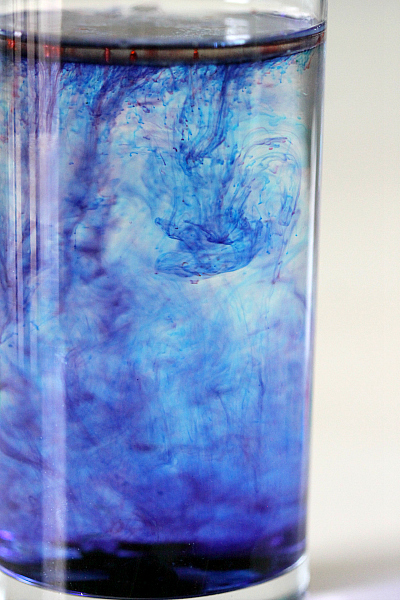 Kids Activity and Tutorial: Streaming Food coloring in oil and water