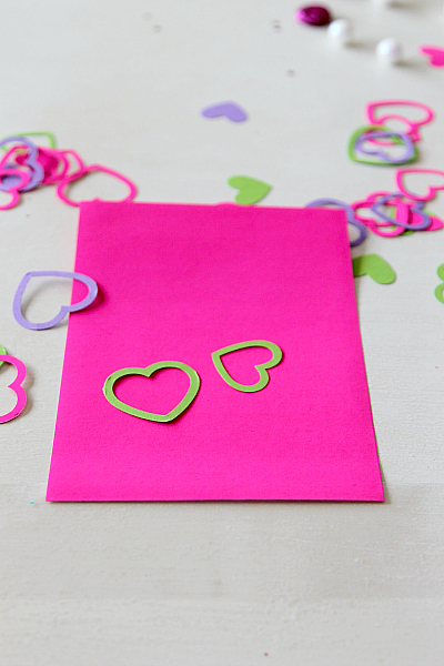 How to create a DIY Pill Box for Valentines day and other goodies, Crafting Blog MomDot.com
