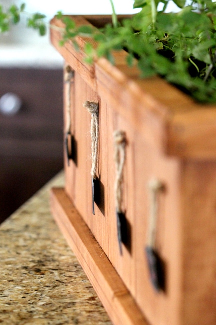 Inspiration: Creating an indoor garden and marking herbs, skip the stakes and mark via mini chalkboard signs, Learn more