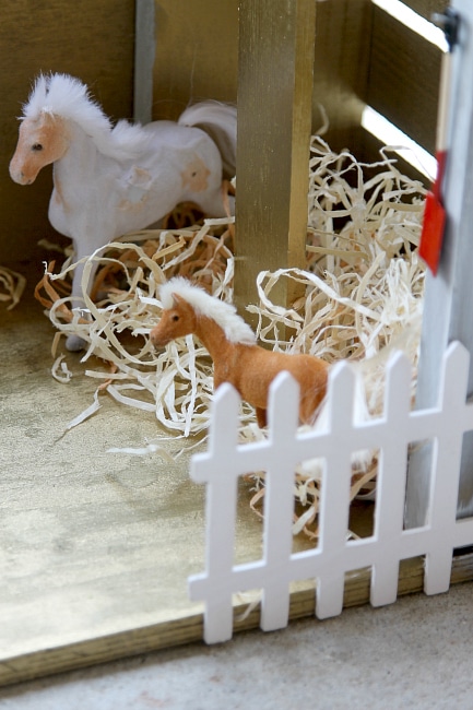 How to make a Play Barn for under $20 - Skip the plastic toys and create custom with your horse loving child