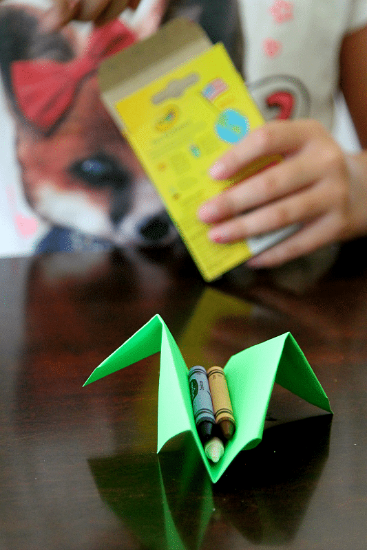 Create a crayon table tray with papercrafting, from the mind of a 9 year old