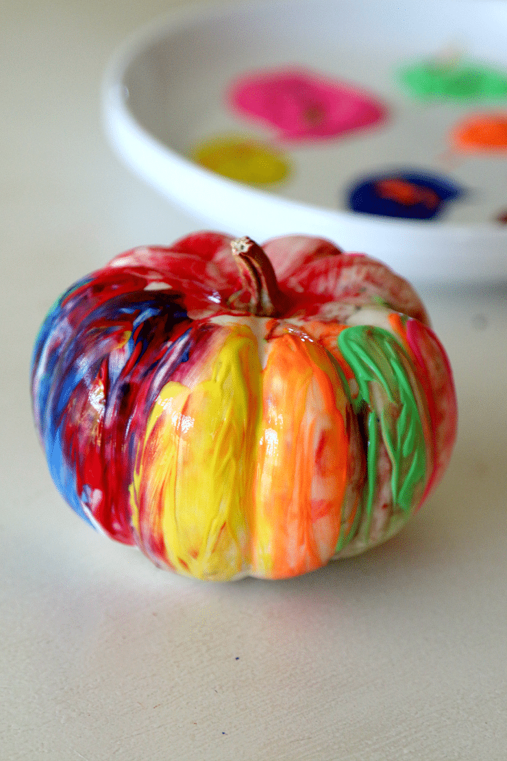 Fingerpainting a Pumpkin: Toddler Friendly