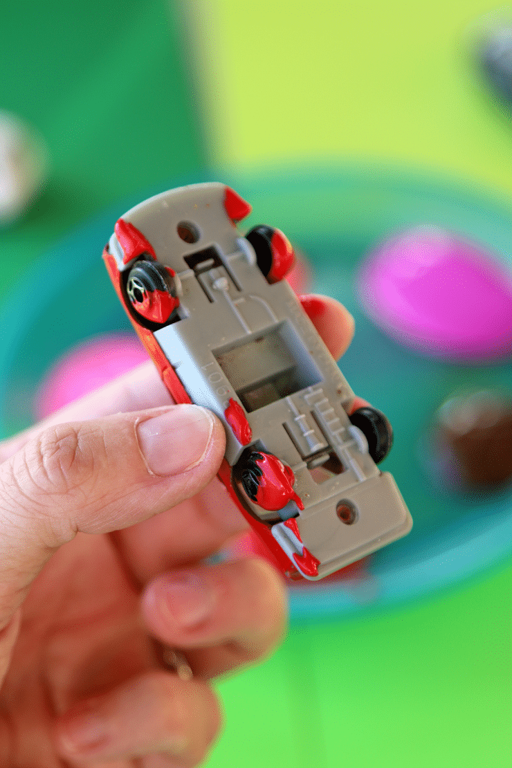 Car Track Painting, Fun with boys crafting, Hot Wheels Fun!