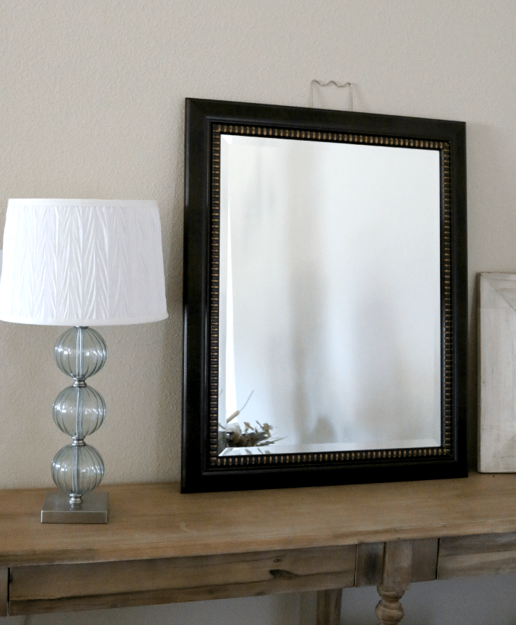 Chalk Paint Furniture: Shabby Chic Mirror Makeover 