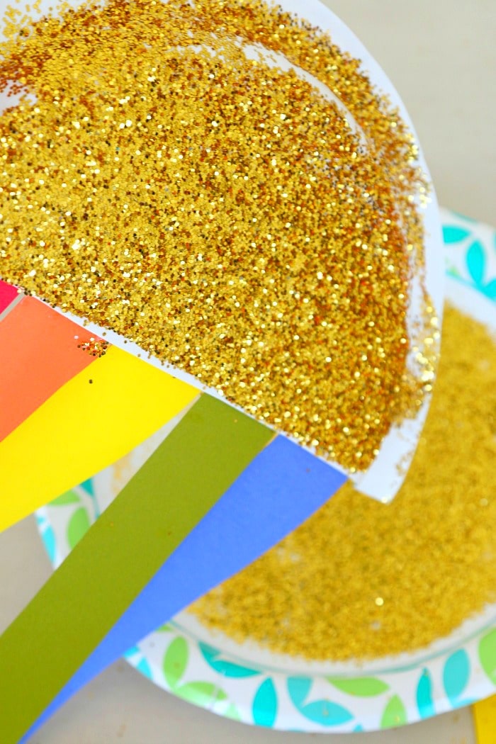 Paper plate Sun and Rainbow craft, fun for kids of all ages