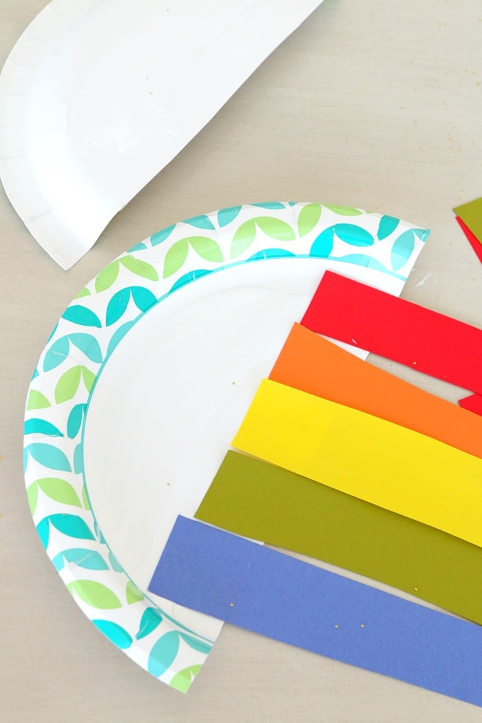 Paper plate Sun and Rainbow craft, fun for kids of all ages