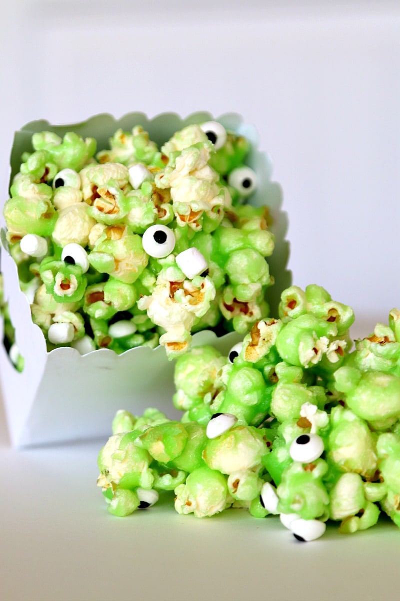 Halloween Recipes - These Halloween Monster Treats are easy to make and super fun to eat. Pin it now and make them later!