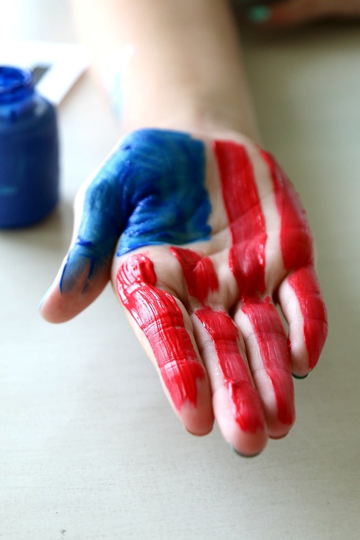 Flag Handprint with Free Flag Printable , plus easy clean up!