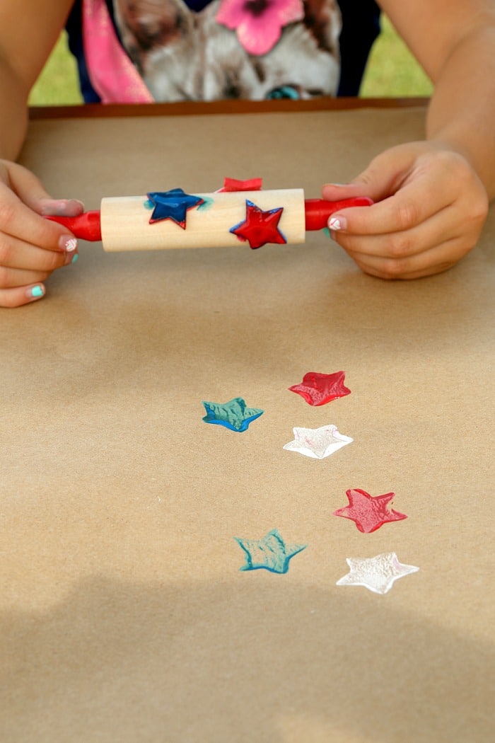 July 4th Stamping with Roller Pins, Kids Crafting Fun