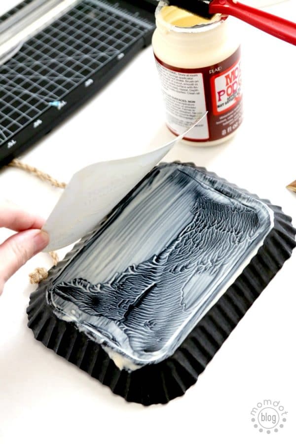 DIY Metal Chalkboard Frame Ornament