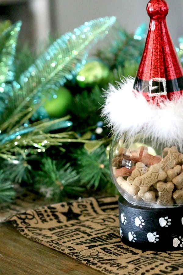 Santa Paws Dog Treat Holder DIY