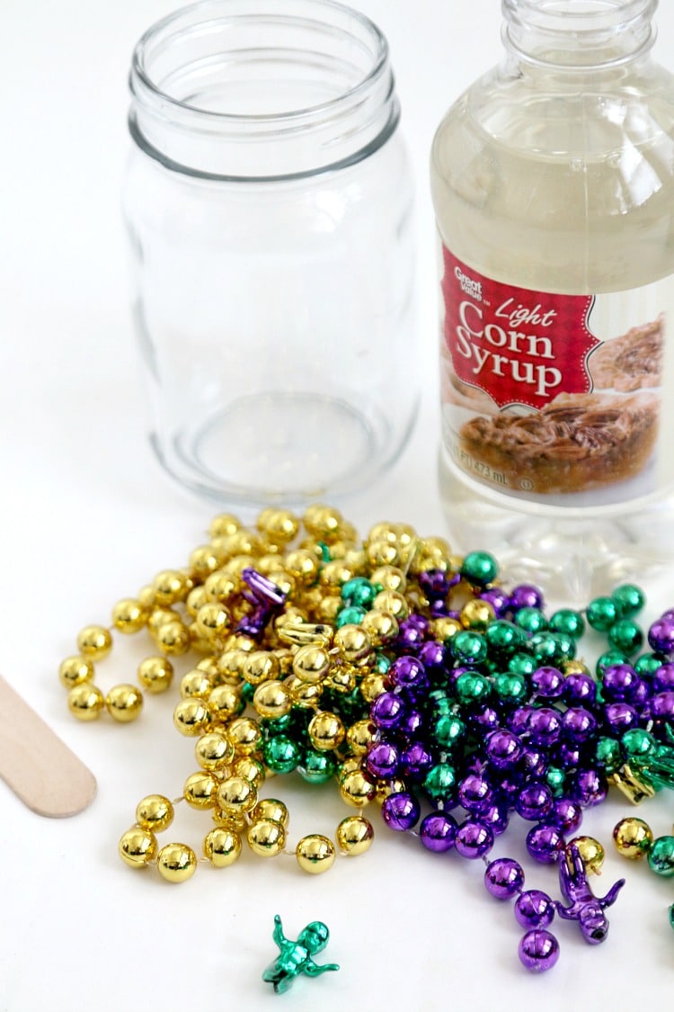 Calming Jar: Create a Mardi Gras Calm down jar, 3 recipes ideas in this DIY "sit down" project
