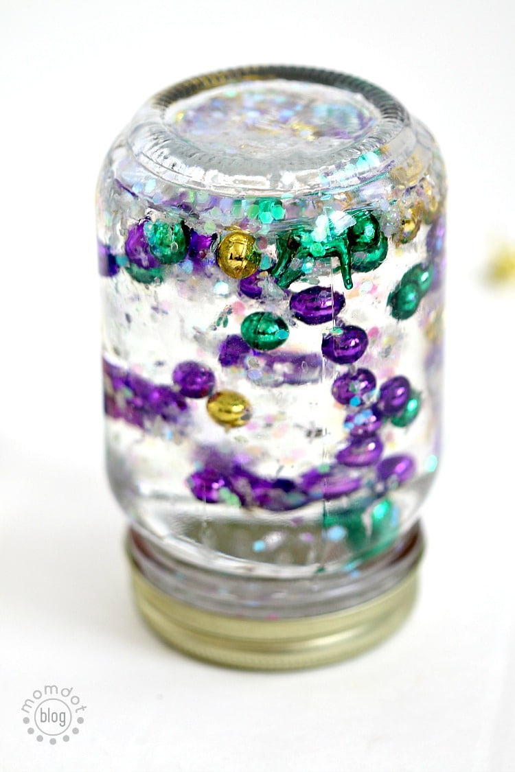 Calming Jar: Create a Mardi Gras Calm down jar, 3 recipes ideas in this DIY "sit down" project