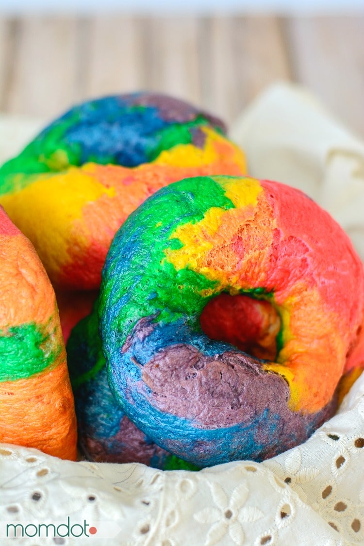 How to make Rainbow Bagels 