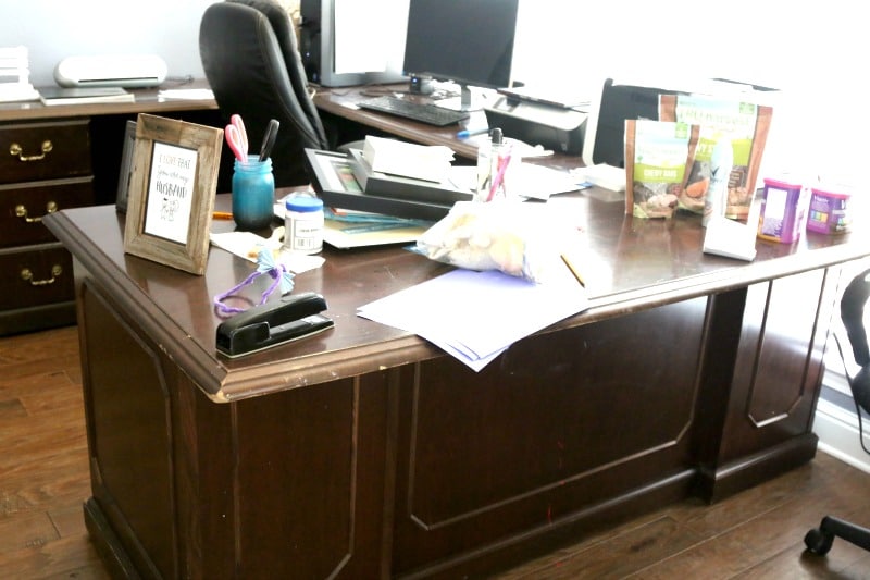 Chalkboard desk top and refinishing desk, office makeover DIY