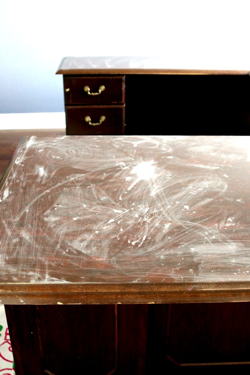 Chalkboard desk top and refinishing desk, office makeover DIY