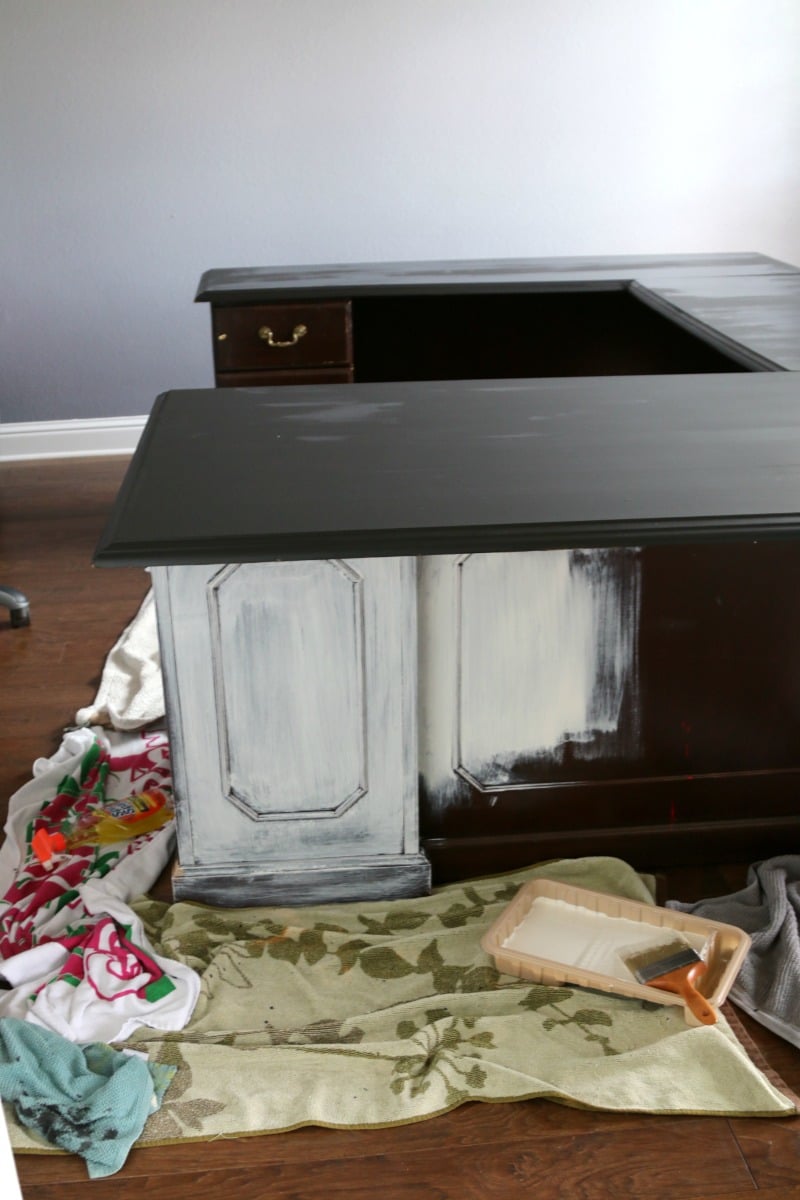 Chalkboard desk top and refinishing desk, office makeover DIY