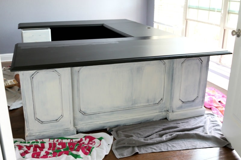 Chalkboard desk top and refinishing desk, office makeover DIY