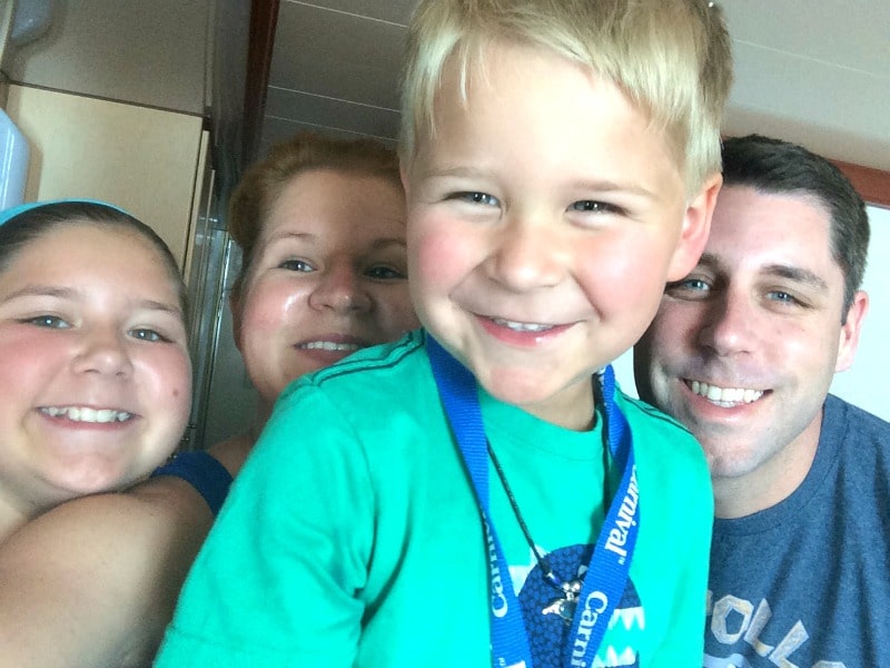 Blue Lizard Sunscreen : Cap turns blue in UV light - originally created in Australia, where sunscreen standards are the strictest in the world learn more!