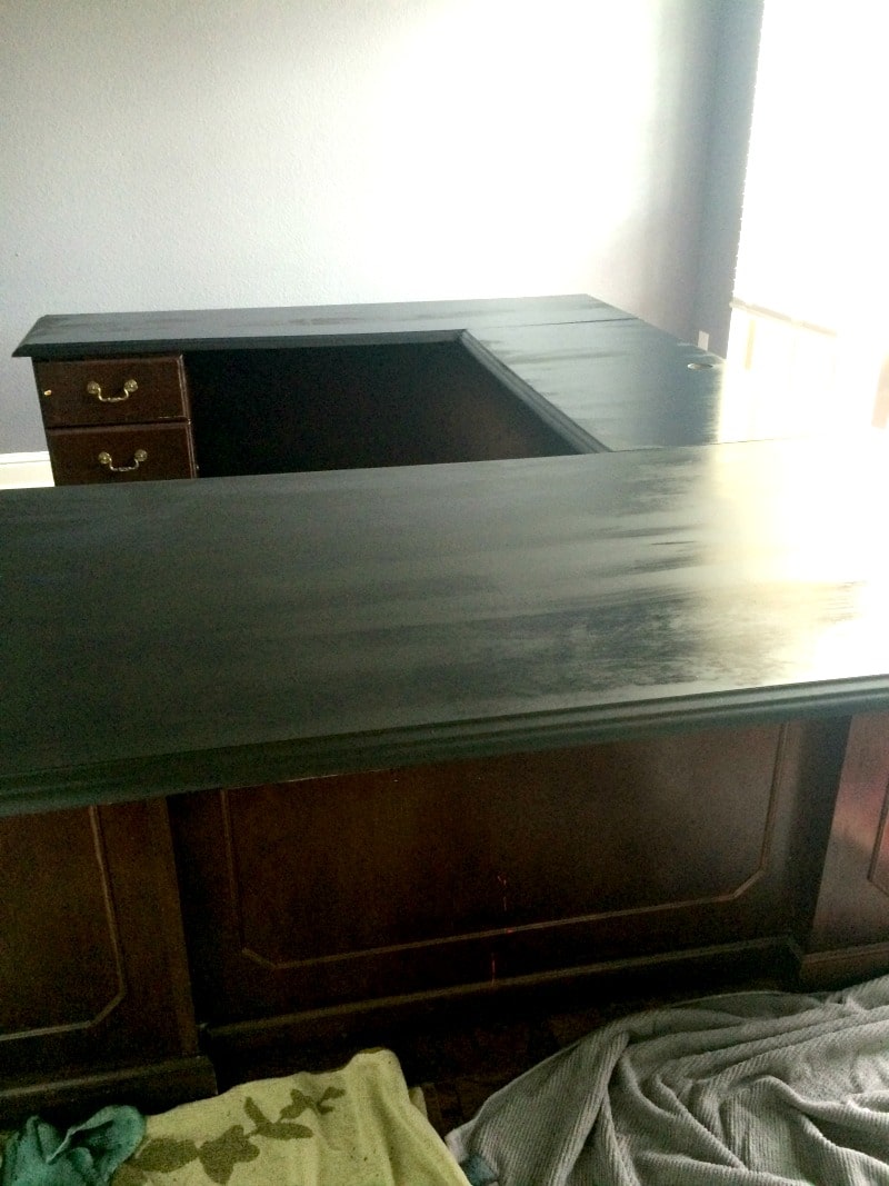 Chalkboard desk top and refinishing desk, office makeover DIY