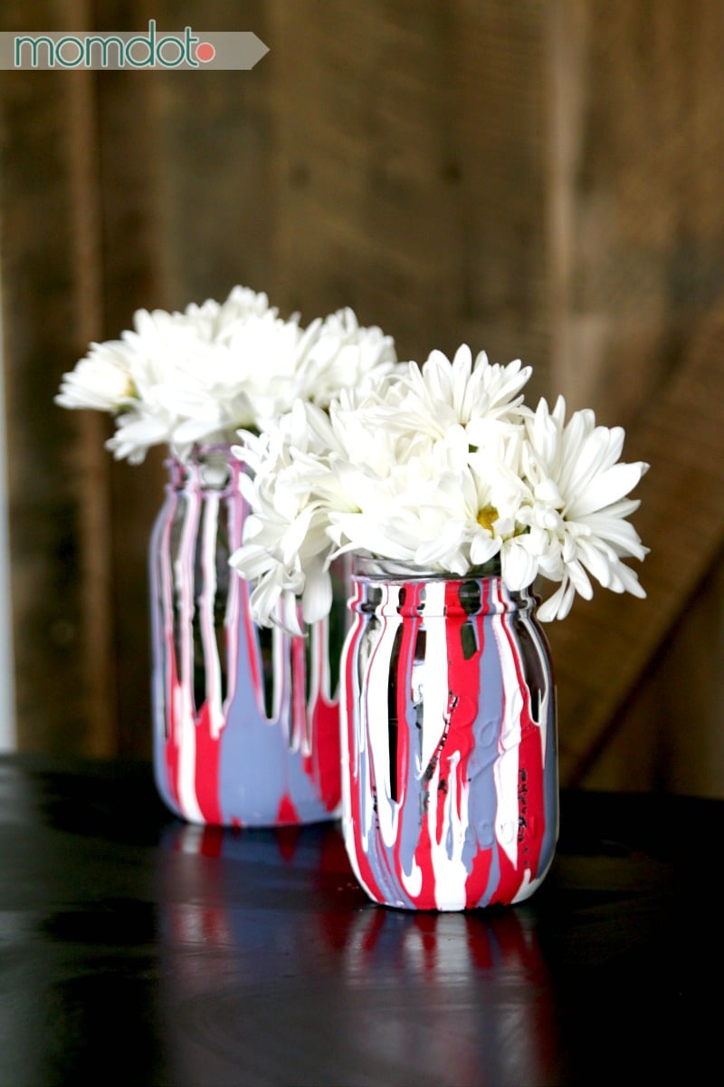 Drip Painting Mason Jars; Learn best paint for drip painting mason jars in this fun and kid friendly (and fun!) mason jar craft DIY