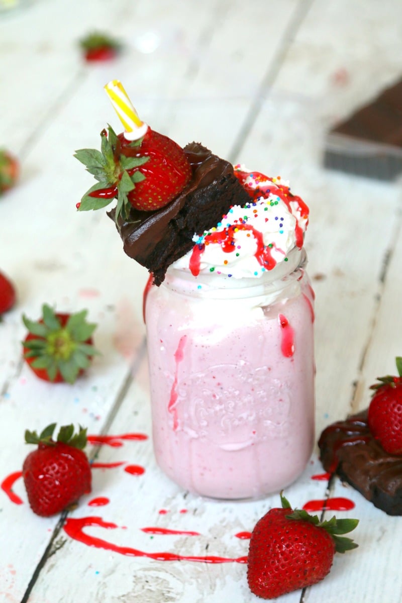 Create a Decadent milkshake with strawberries, brownies, Breyers natural vanilla and lots of toppings. Nothing ordinary about this milkshake! Get messy!
