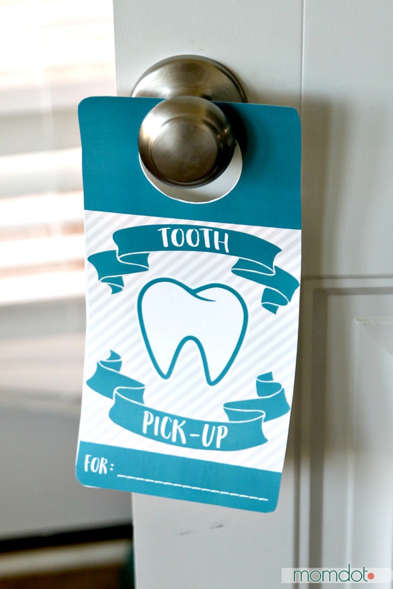 Tooth Fairy Door Hanger, FREE PRINTABLE to notify the tooth fairy where to grab her tooth!