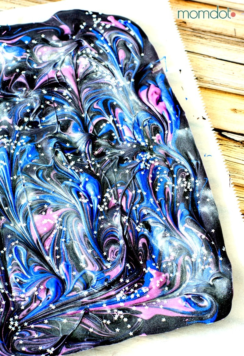 Galaxy Bark : Create gorgeous to look at and tasty to eat Galaxy Bark, Tutorial and DIY Recipe on how to add stars and shimmer for perfection