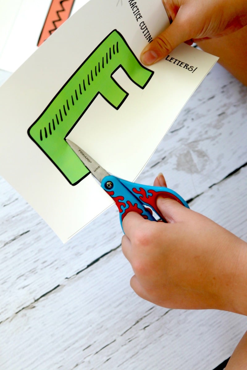 Scissor Skills : FREE PRINTABLE, practice preschool, Kindergarten and beyond scissor fine motor skills by cutting out Alphabet. Can be full page for young kids or many to a page for detailed cutting and older kids - PDF File and may be used in classroom