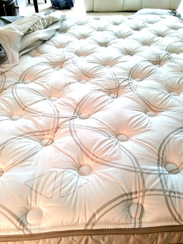 Sleep Number i8 Bed Review Is Sleep Number Right for You?