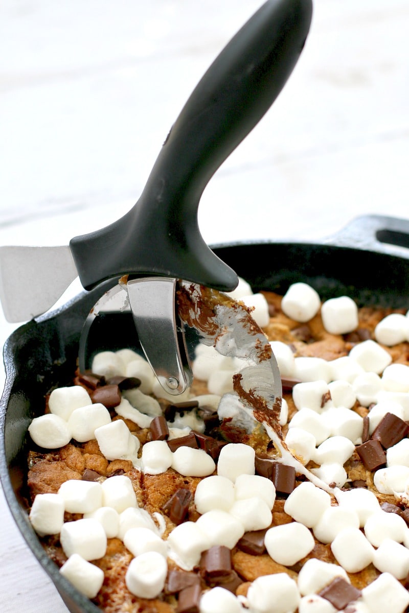 Giant Skillet Chocolate Chunk & Marshmallow Cookie Recipe 