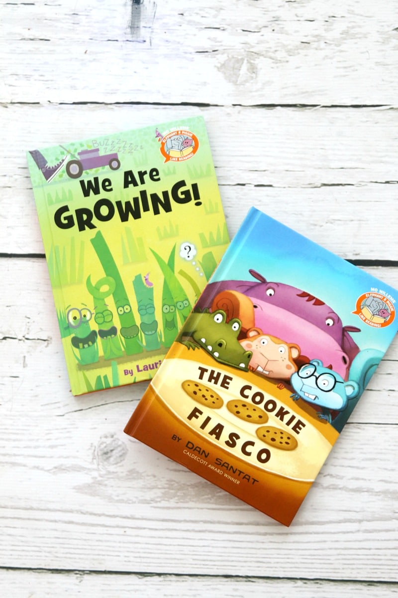 A new beginning-reader series created by Mo Willems : The Cookie Fiasco and We are Growing , perfect exciting books for your new readers, fun pictures and easy to read words