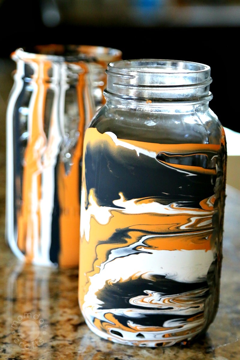 Drip Paint Mason Jars , Fall and Halloween Mason Jar DIY - get the step by step tutorial here with milk paint