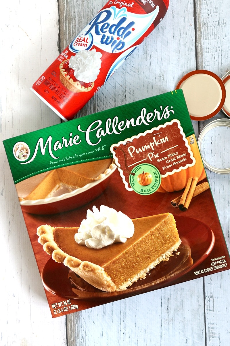 Pumpkin Pie to Go! Add pumpkin pie to mason jars and pass out to Thanksgiving Guests to go in an adorable sweet treat, here is how we did it with almost NO WORK