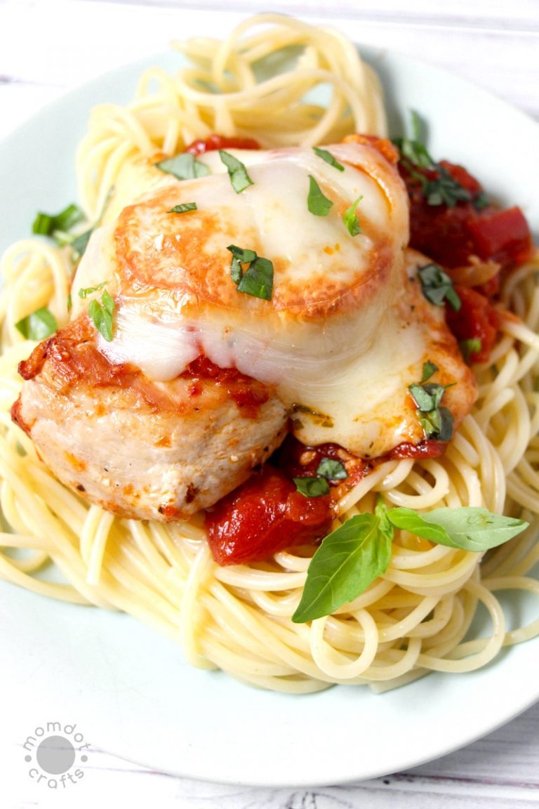 Mozzarella Chicken with Quick Homemade Sauce
