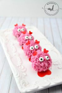 "Love Bug" Donut Holes : Easy Baked Donut Hole and Custom Frosting to create a fun Valentines Treat