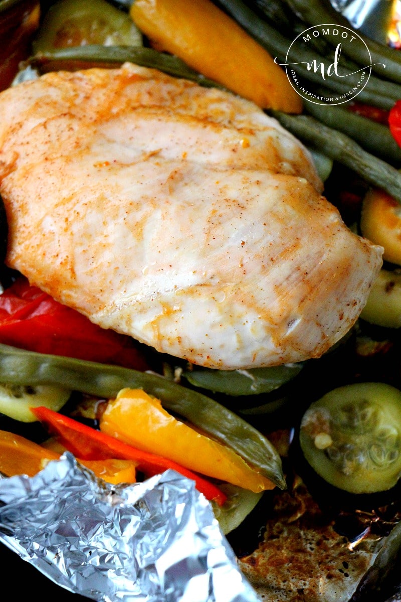 BBQ Foil Pack Chicken, healthy chicken loaded with Veggies and grilled (or baked), 30 minute recipe with NO PAN~ 