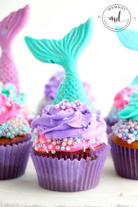 Mermaid Tail Cupcakes | How to make a mermaid tail cupcake