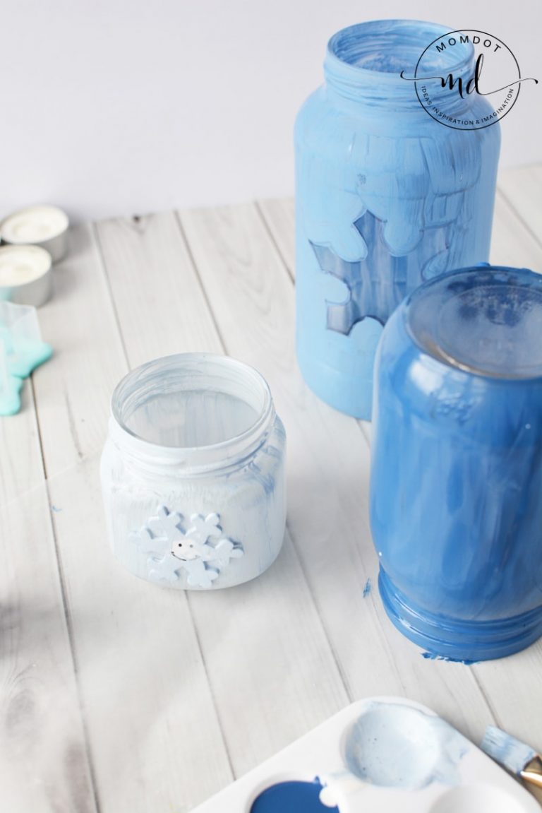 Snowflake Mason Jar DIY Christmas Mason Jar Tutorial