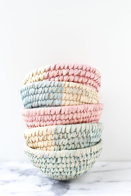 Cheap woven baskets are dyed to create works of art that are great homemade gifts for mom.