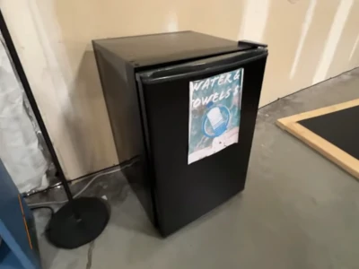 BLACK+DECKER BCRK25V Compact Refrigerator