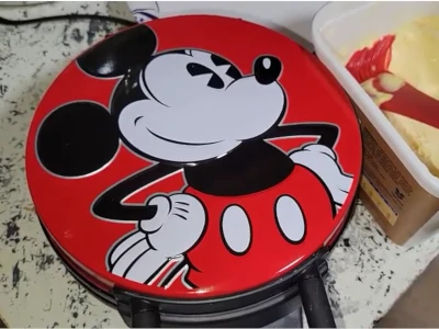 Disney DCM-12 Mickey Mouse Waffle Maker