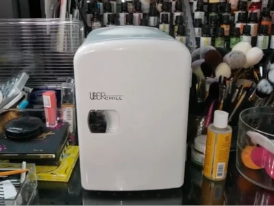 Uber Appliance Mini Fridge